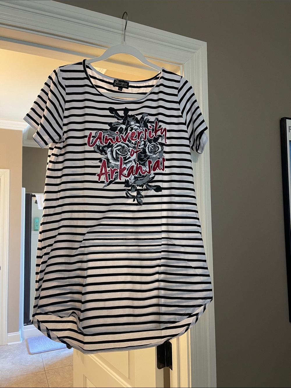 University of Arkansas Striped women’s Tee - Black & White